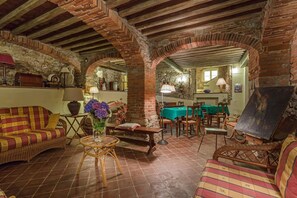 Interior - Villa Lenka        . (Capannori)