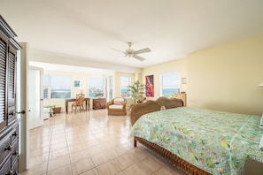 3 habitaciones, escritorio, tabla de planchar con plancha y wifi gratis 