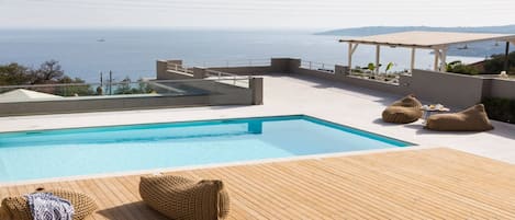 Piscina a l'aire lliure