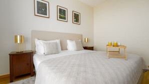 4 Schlafzimmer, Bügeleisen/Bügelbrett, Reisekinderbett, kostenloses WLAN