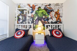 4 bedrooms, iron/ironing board, WiFi, bed sheets