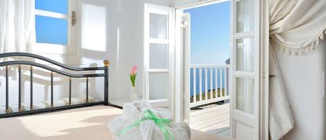 5 chambres, fer et planche à repasser, Wi-Fi, draps fournis