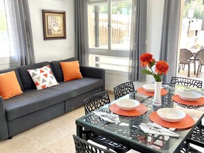 Dining - APARTBEACH GREEN FAMILY RELAX NEXT TO THE BEACH AND AIR-CONDITIONED (SALOU)