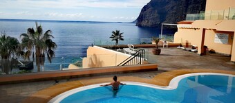 Vacation Home: GIANTS AT YOUR FEET