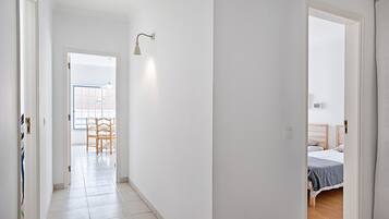 1 chambre, fer et planche Ă repasser, Wi-Fi gratuit, draps fournis