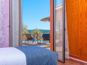 4 Schlafzimmer, Bügeleisen/Bügelbrett, Reisekinderbett, kostenloses WLAN