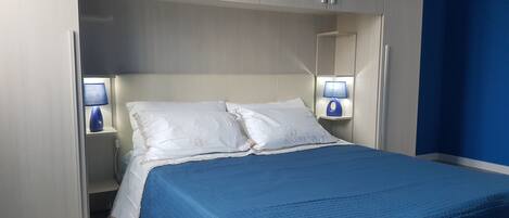 1 bedroom, desk, iron/ironing board, free WiFi