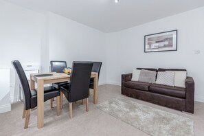 Interior - Royal Apartments RA3 (Greater London)