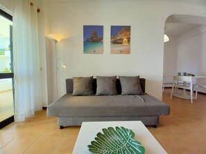 TV, fireplace - Sol Nascente- Pool, Cozy, Wifi, Calm area (Vilamoura)