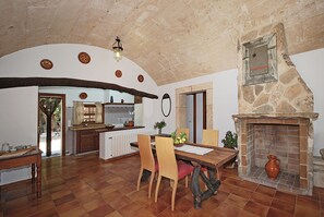 Dining - Moli - Rural house with pool in Búger (Buger)