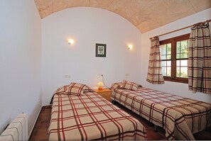 2 habitaciones y caja de seguridad en la habitación