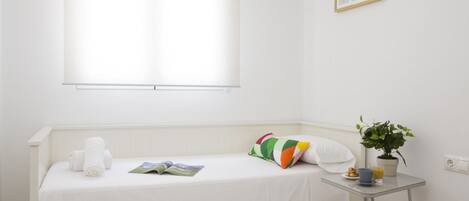3 camere, Wi-Fi, lenzuola