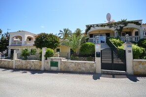 Exterior - Very luxury villa in Alcudia with sea view and swimming pool (Cielo de Bonaire)