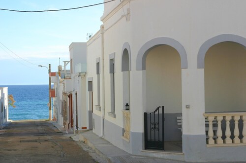 Casa Estilo Espanol - Marina Di ...