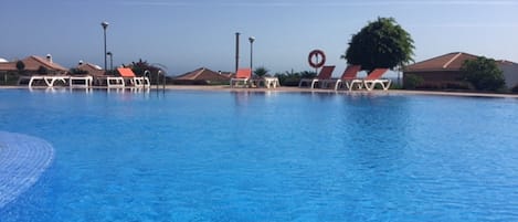 Utomhuspool