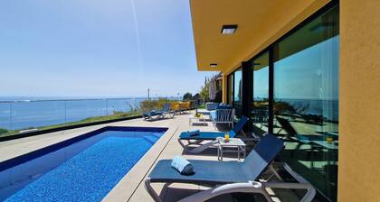 Eden Sun - Luxury Villa w/ocean View by LovelyStay