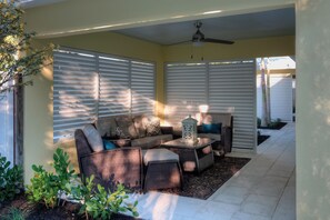 Terrace/patio - Aug Sep month available! 2B 2BA w POOL 4min to Fort Lauderdale beaches . Messi (Fort Lauderdale)
