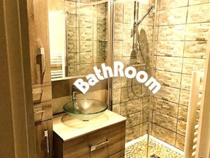 Shower, hair dryer, slippers, bidet