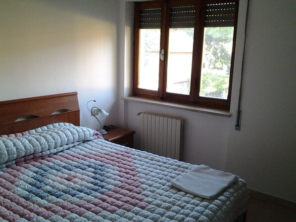 1 bedroom, iron/ironing board, WiFi