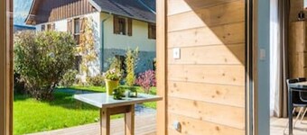 Contemporary Chalet on Lake Annecy