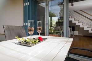Outdoor dining - Villa Ferenc ZadarVillas (Rovinj)