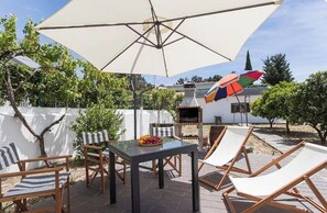 Outdoor dining - Amazing Country Villa (Azeitao)