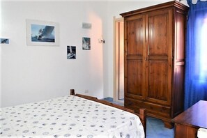 3 bedrooms - Villa with garden 200 meters from the sea (Costa Rei)