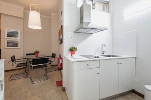 Fridge, microwave, coffee/tea maker, electric kettle
