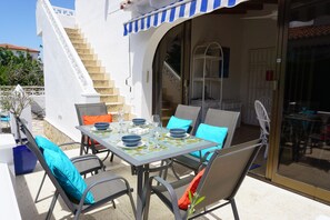 Outdoor dining - Villa ALMAR in Els Poblets at 3 minutes from the beach (Poblets (els))