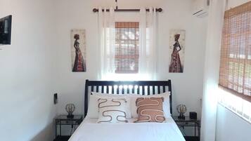 3 bedrooms, in-room safe, iron/ironing board, WiFi