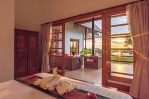 3 bedrooms, desk, iron/ironing board, free WiFi