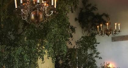 Orangeri in beautiful mansion environment, Uknadalen
