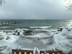 Property grounds - Creek sounds & Comfort!  3 bd 2.5 bth Incline Village sleeps 9 (Incline Village)