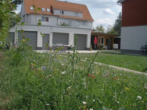 Nelke -  Ferienwohnungen Flora, kleines Apartment unter dem Dach 