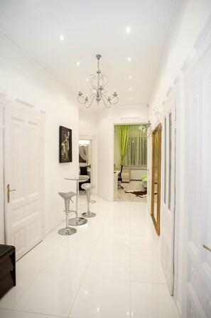 Interior - Sky Apartment Debrecen (Debrecen)