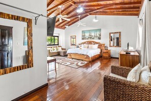 15 bedrooms, in-room safe, iron/ironing board, free WiFi