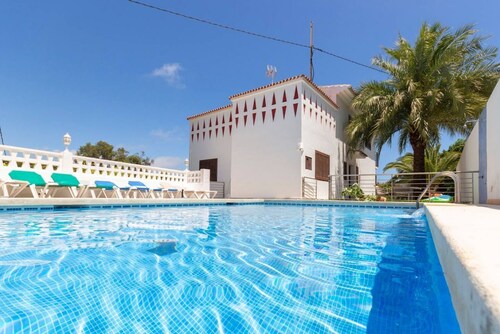 Villa Fustera  by Costa CarpeDiem