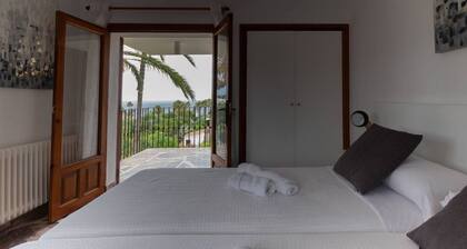 Villa Fustera by Costa CarpeDiem