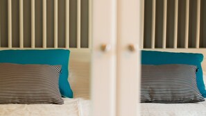 4 bedrooms, in-room safe, iron/ironing board, WiFi