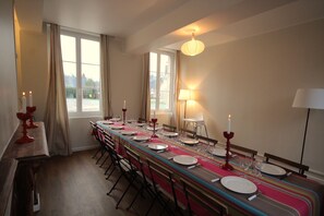 Banquet hall - Ichibam 15 pers, swimming pool, jacuzzi (optional) (Fourdrain)