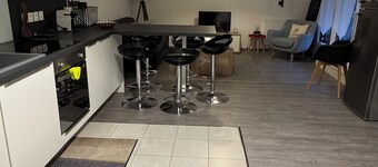 T3 apartment, sleeps 5, new, terrace, bright, 1st floor, downtown