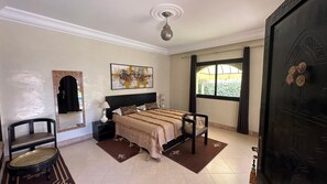 5 bedrooms, iron/ironing board, travel cot, free WiFi