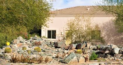 Yksityinen ja mukava: täydellinen keittiö, perus aamiainen ja kauniit maisemat