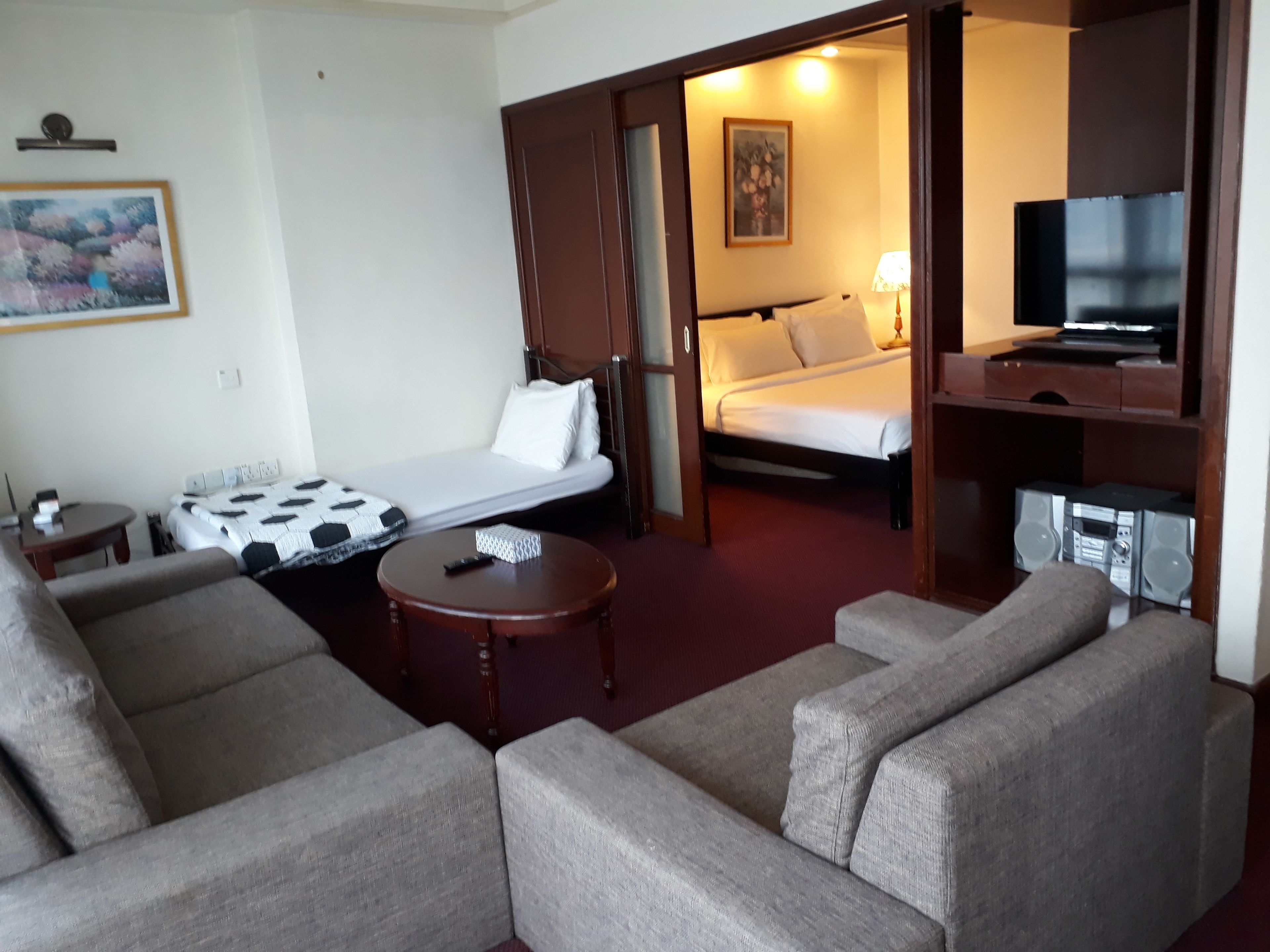 Superior Apartment | Soundproofing, iron/ironing board, WiFi (free), individually decorated