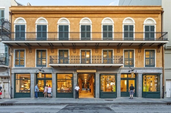 Exterior - Studio in NOLA’s Mid-City | Near It All (New Orleans)