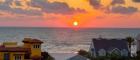 Beach/ocean view