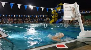 Piscine extérieure, piscine chauffée