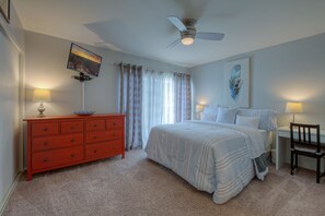 2 soverom, skrivebord, strykejern/-brett og wi-fi (inkludert)