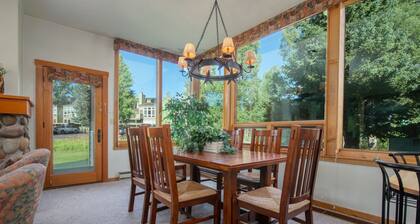 RMR: Lupine 1914 Condo in The Aspens/Wilson,WY