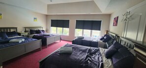6 bedrooms, iron/ironing board, free WiFi, bed sheets